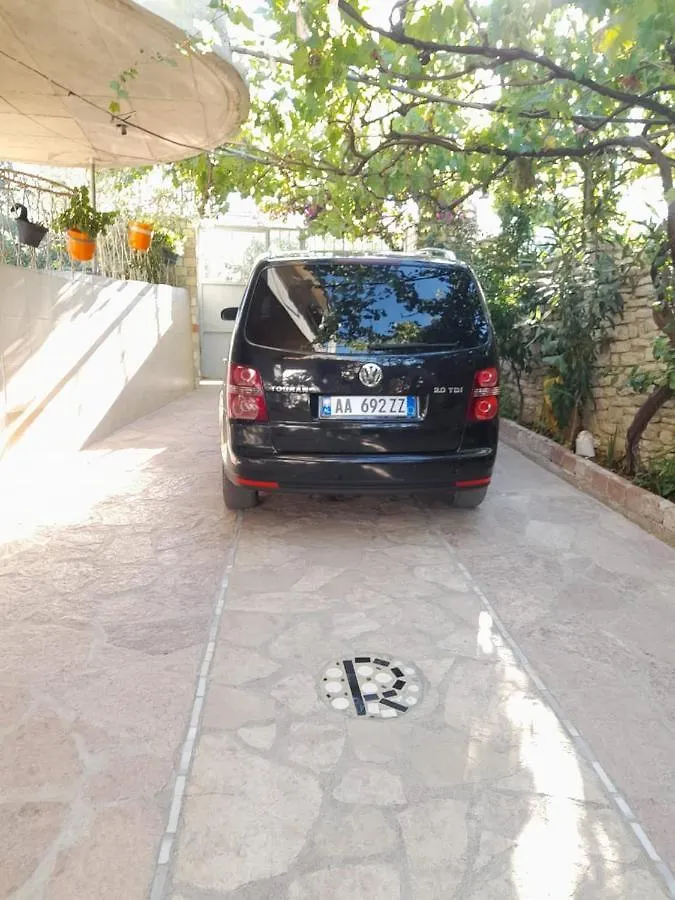 Mona'S Guesthouse Sarande 0*,  Albania